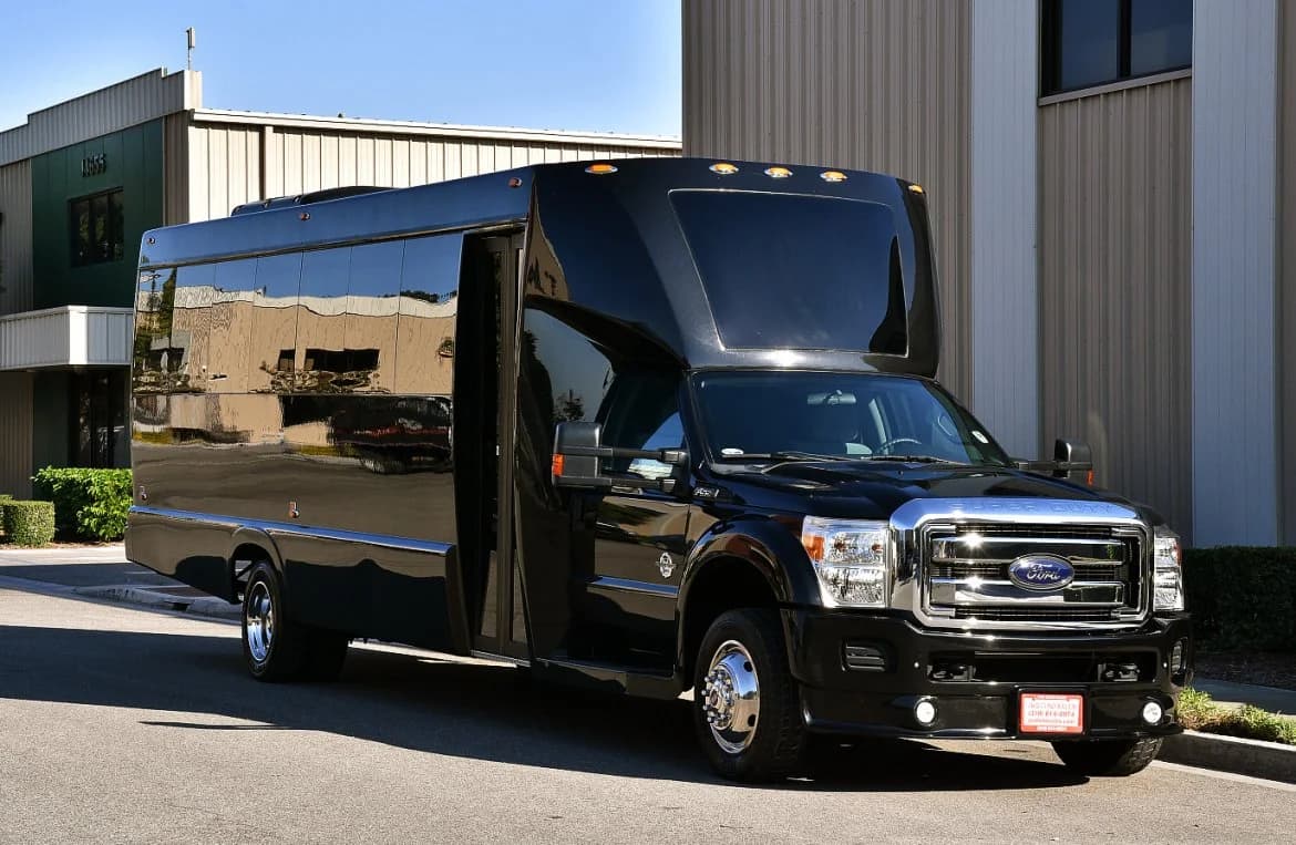 Black Horse Limousines
